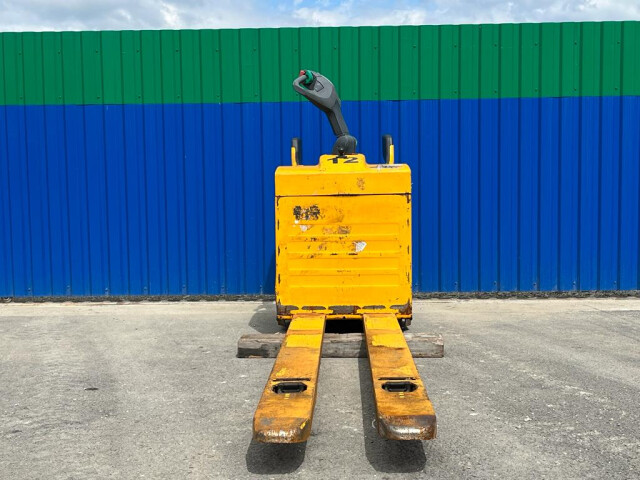 Transpaleta Electrica Jungheinrich ERE 225, 2012-2015, Cu Incarcator, Fabricat In Germania, 2 bucati. Transpaleta Electrica Jungheinrich ERE 225, 2012-2015, Cu Incarcator, Fabricat In Germania, 2 bucati.