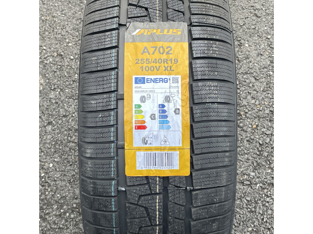 Anvelopa NOUA Iarna  255/40R19 Aplus A702 100V XL 