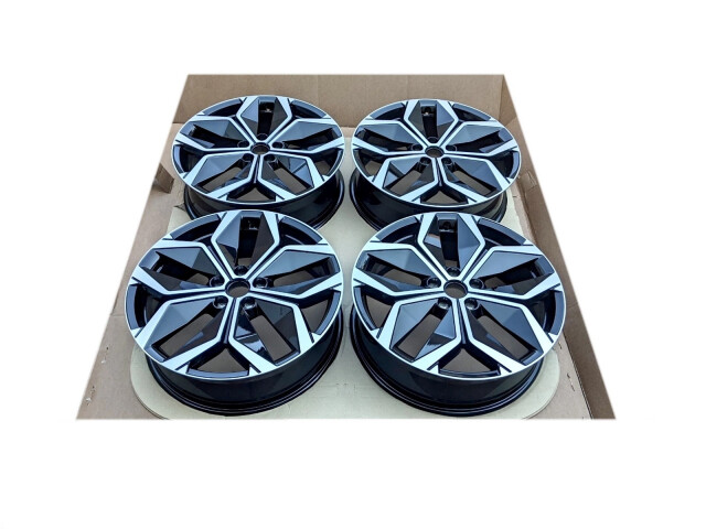 Set Jante Aliaj NOI Renault 6.5x20R, ET 33, PCB 5x114.3, CB 66.1 OEM 4KE.601.025.S