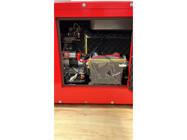 Set Generator De Curent Electric, Diesel, Bauer GFS - 6, 6 kVA / 6 KW, Tehnologie Germana, 4 buc Diesel Power Generator Set, Diesel Stromgenerator-Set Set Generator De Curent Electric, Diesel, Bauer GFS - 6, 6 kVA / 6 KW, Tehnologie Germana, 4 buc Diesel Power Generator Set, Diesel Stromgenerator-Set