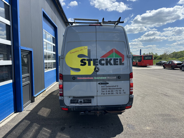 Mercedes Benz Sprinter Mixt / Euro5 / 5+1 locuri / 2010  Mercedes Benz Sprinter Mixt / Euro5 / 5+1 locuri / 2010