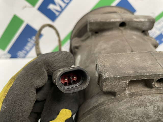 Compresor de Clima, Sanden	SD7H15, 1815581, Paccar MX 300S2, Euro 5, 300 KW, XF 105, Air conditioner compressor, Klimakompressor Compresor de Clima, Sanden	SD7H15, 1815581, Paccar MX 300S2, Euro 5, 300 KW, XF 105, Air conditioner compressor, Klimakompressor