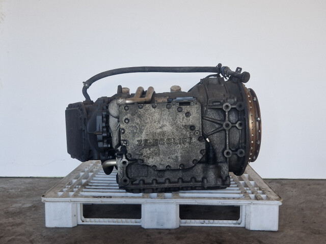 Cutie de viteza automata, ZF ECOLIFE 6 AP 1702 B, PARTS List No. 4 181 073 051, Total ratio 3,27-0,597, Speedo Ratio IMP/U 6,00, Pentru Piese, Iveco Urbanway PS ECD SB2J 2015 Euro 6 Cutie de viteza automata, ZF ECOLIFE 6 AP 1702 B, PARTS List No. 4 181 073 051, Total ratio 3,27-0,597, Speedo Ratio IMP/U 6,00, Pentru Piese, Iveco Urbanway PS ECD SB2J 2015 Euro 6