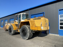 Incarcator frontal Liebherr L 551